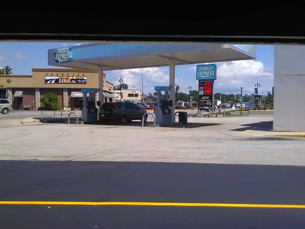 Family Express | restaurant | 1612 E Lincolnway, Valparaiso, IN 46383, USA | 2194641475 OR +1 219-464-1475