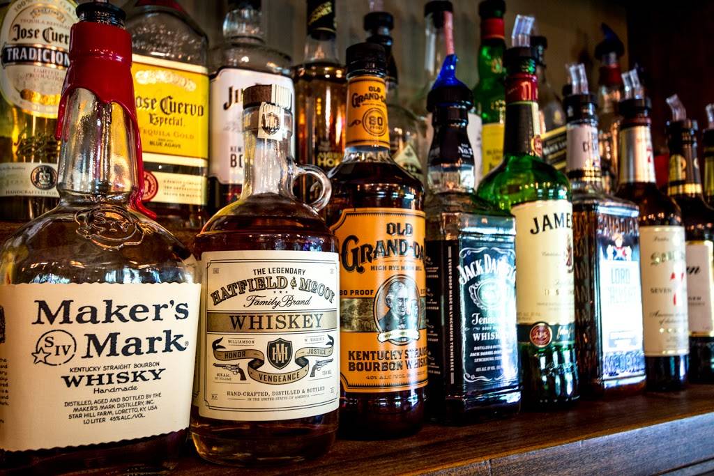 Buteras Italian Grill | restaurant | 13 S Florida St, Buckhannon, WV 26201, USA | 3044392437 OR +1 304-439-2437