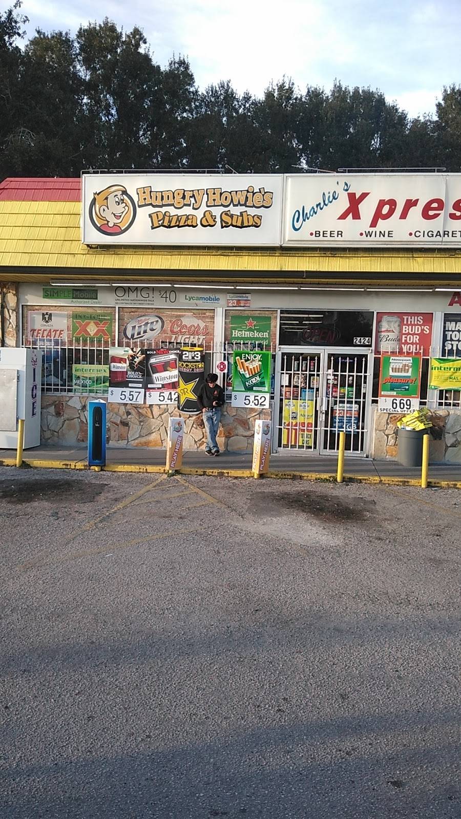 Hungry Howies Pizza | meal delivery | 2424 Hwy 92 East, Plant City, FL 33566, USA | 8137640363 OR +1 813-764-0363