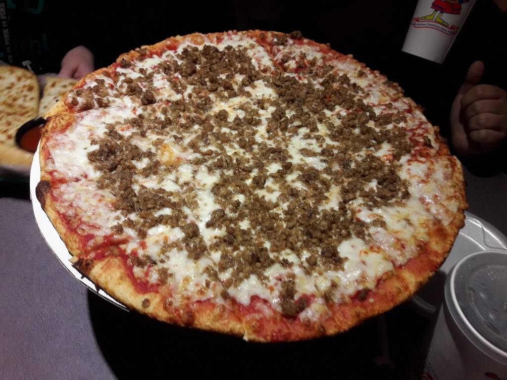 Pizza King | restaurant | 3825 Charlestown Rd, New Albany, IN 47150, USA | 8129454405 OR +1 812-945-4405