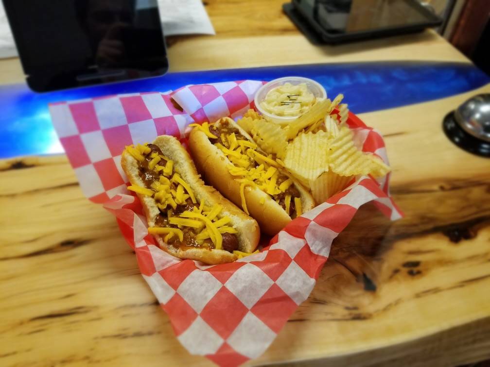 Sterlings Amish Deli | restaurant | 133 E Wooster St, Bowling Green, OH 43402, USA | 4198194369 OR +1 419-819-4369