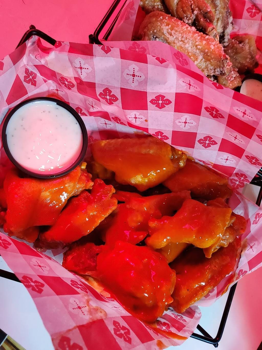 El Rey Muerto | restaurant | 11240 Montwood Drive Suite Q & R Suite Q & R, El Paso, TX 79936, USA | 9154015923 OR +1 915-401-5923