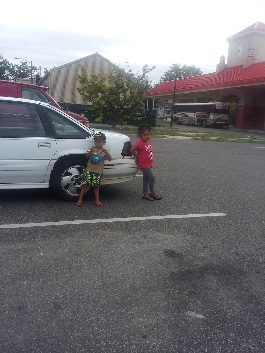 Papa Johns Pizza | restaurant | 106 W Landis Ave Unit 8, Vineland, NJ 08360, USA | 8562051222 OR +1 856-205-1222