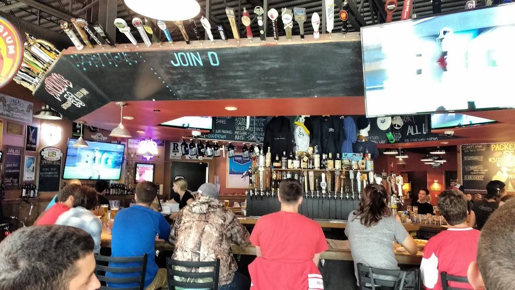 Stubbys Gastrogrub & Beer Bar | restaurant | 2060 N Humboldt Blvd Suite 200, Milwaukee, WI 53212, USA | 4147636324 OR +1 414-763-6324