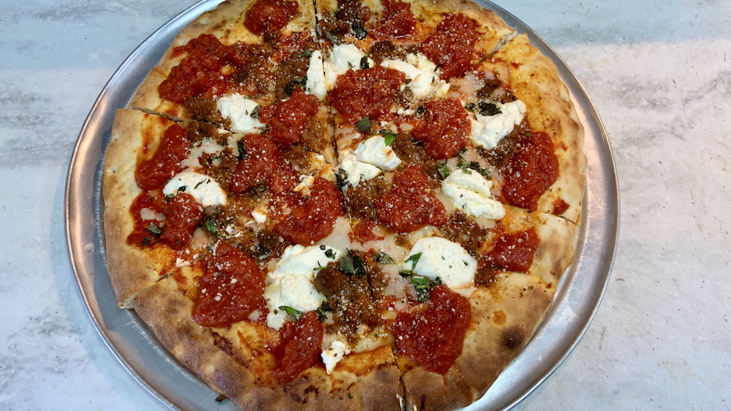 Mama Romanos | meal delivery | 13802 Landstar Blvd #101, Orlando, FL 32824, USA | 3213528200 OR +1 321-352-8200