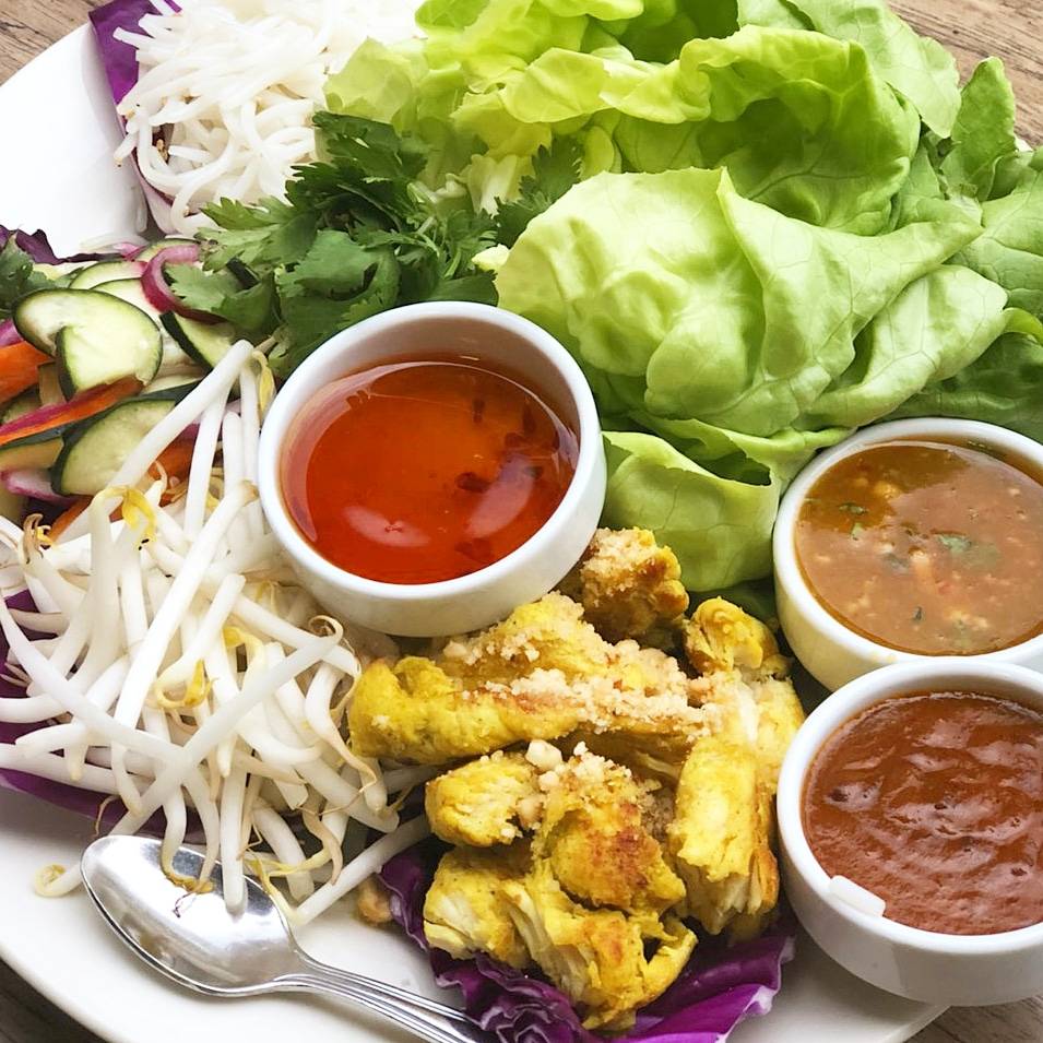 Thai Moon | restaurant | 663 Massachusetts Ave, Arlington, MA 02476, USA | 7816463334 OR +1 781-646-3334