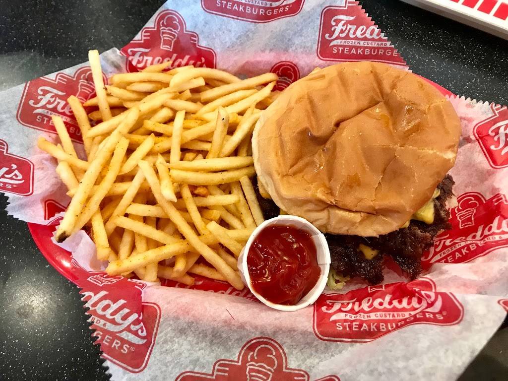 Freddys Frozen Custard & Steakburgers | restaurant | 140 Hatfield Dr #101, Morristown, TN 37814, USA | 4238392331 OR +1 423-839-2331