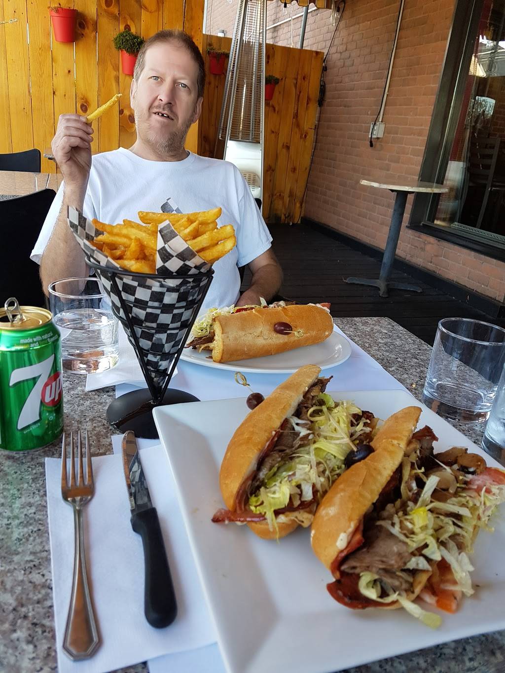 Paragon III | restaurant | 313 Rue Notre-Dame, Repentigny, QC J6A 2R9, Canada | 4505814000 OR +1 450-581-4000