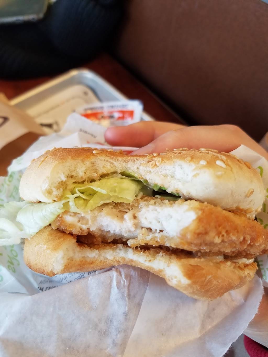 A&W Canada | restaurant | 443 Highland Rd W, Kitchener, ON N2M 3C6, Canada | 5195791515 OR +1 519-579-1515