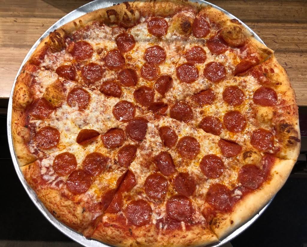 Vics Pizzeria Wildwood | restaurant | 2822 Capitol Blvd SE, Olympia, WA 98501, USA | 3606881234 OR +1 360-688-1234