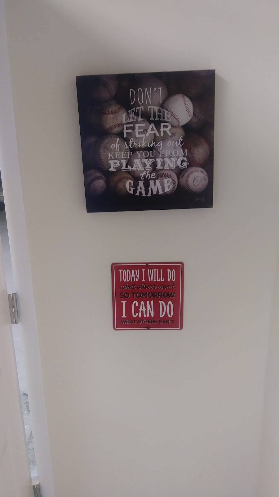 Nephews | restaurant | 1675 Diagonal Rd, Akron, OH 44320, USA | 2347062809 OR +1 234-706-2809