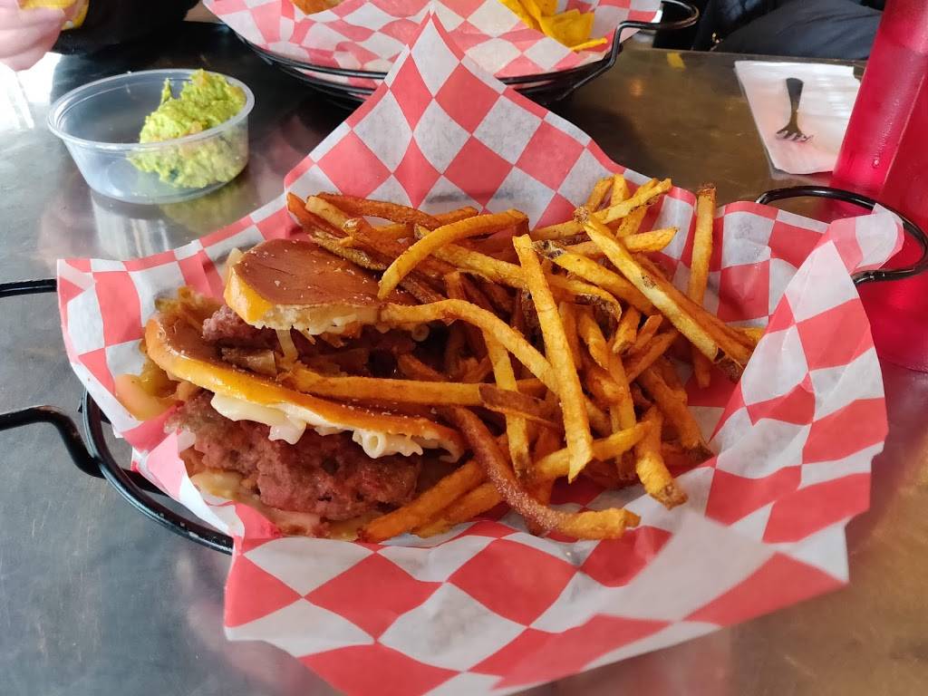 Wheel | restaurant | 201 W Market St, Pottsville, PA 17901, USA | 5706222700 OR +1 570-622-2700