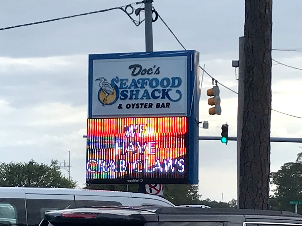Docs Seafood Shack & Oyster Bar | restaurant | 26029 Canal Rd, Orange Beach, AL 36561, USA | 2519816999 OR +1 251-981-6999