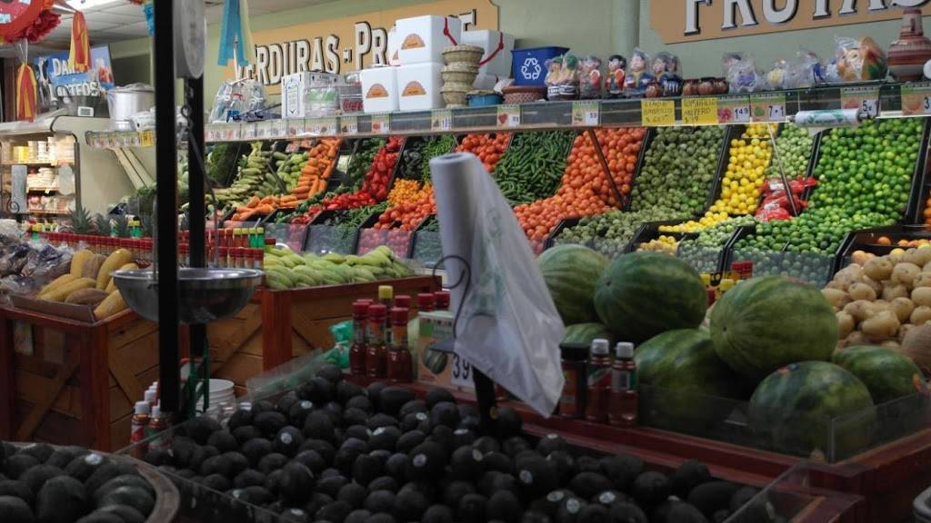 La Michoacana Meat Market | bakery | 3040 Little York Rd, Houston, TX 77093, USA | 7136927130 OR +1 713-692-7130