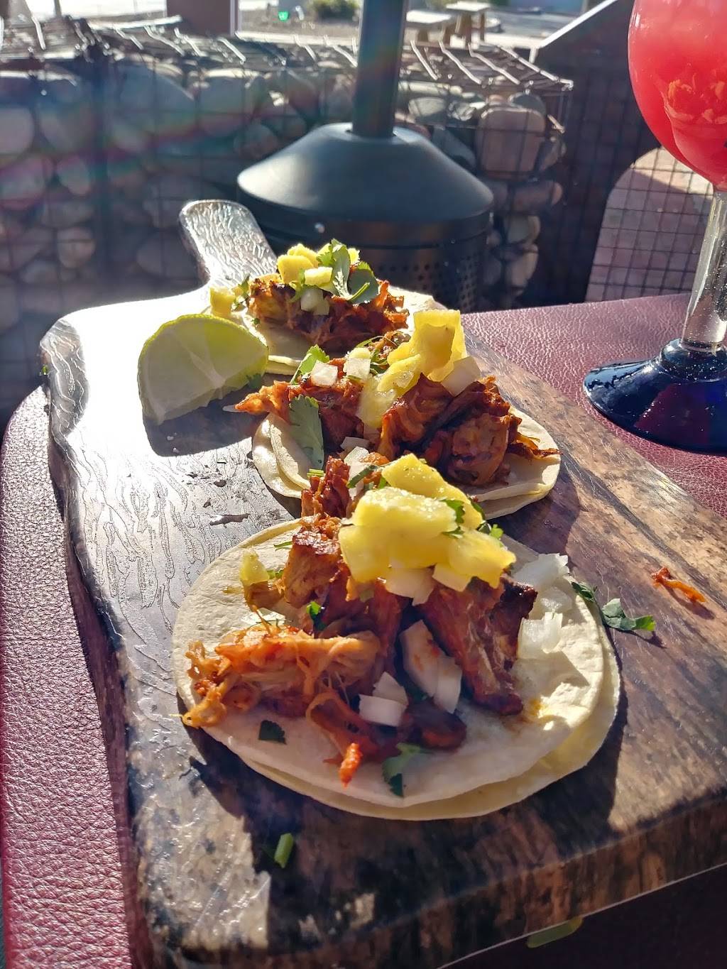 Los Sombreros | restaurant | 322 E Camelback Rd, Phoenix, AZ 85012, USA | 6026016390 OR +1 602-601-6390