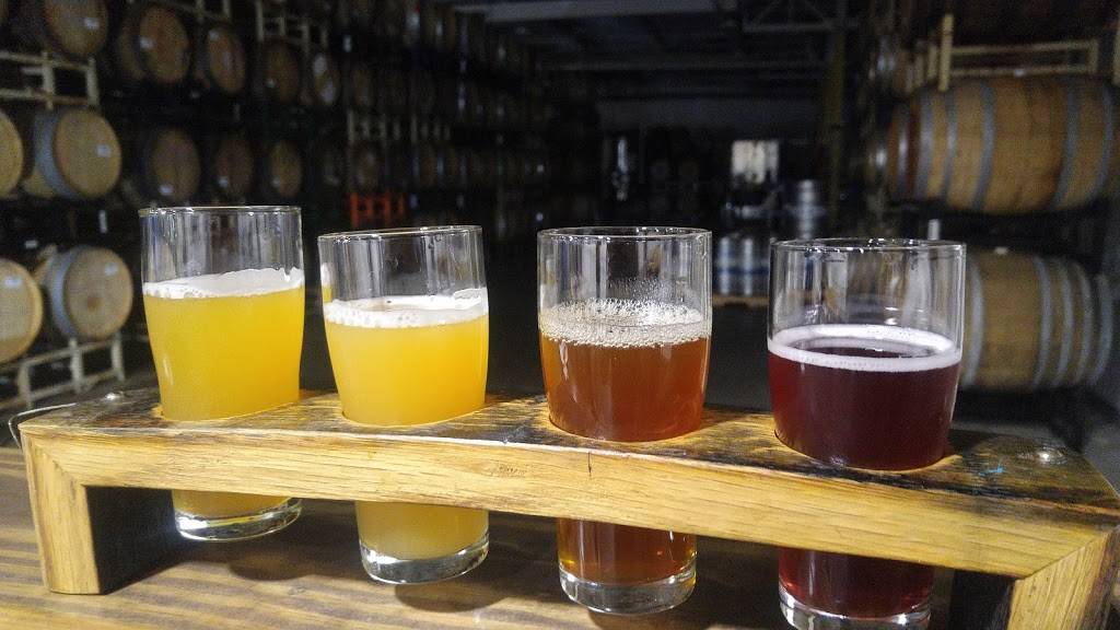 Springdale Barrel Room | restaurant | 6748, 102 Clinton St, Framingham, MA 01702, USA | 7747775430 OR +1 774-777-5430