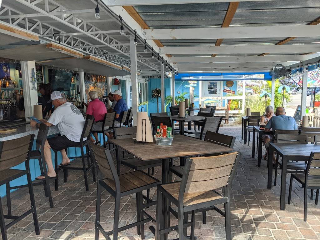 Bar Fly Fish shack bar & grill | restaurant | 1026 Nebraska Ave, Palm Harbor, FL 34683, USA | 7273515151 OR +1 727-351-5151