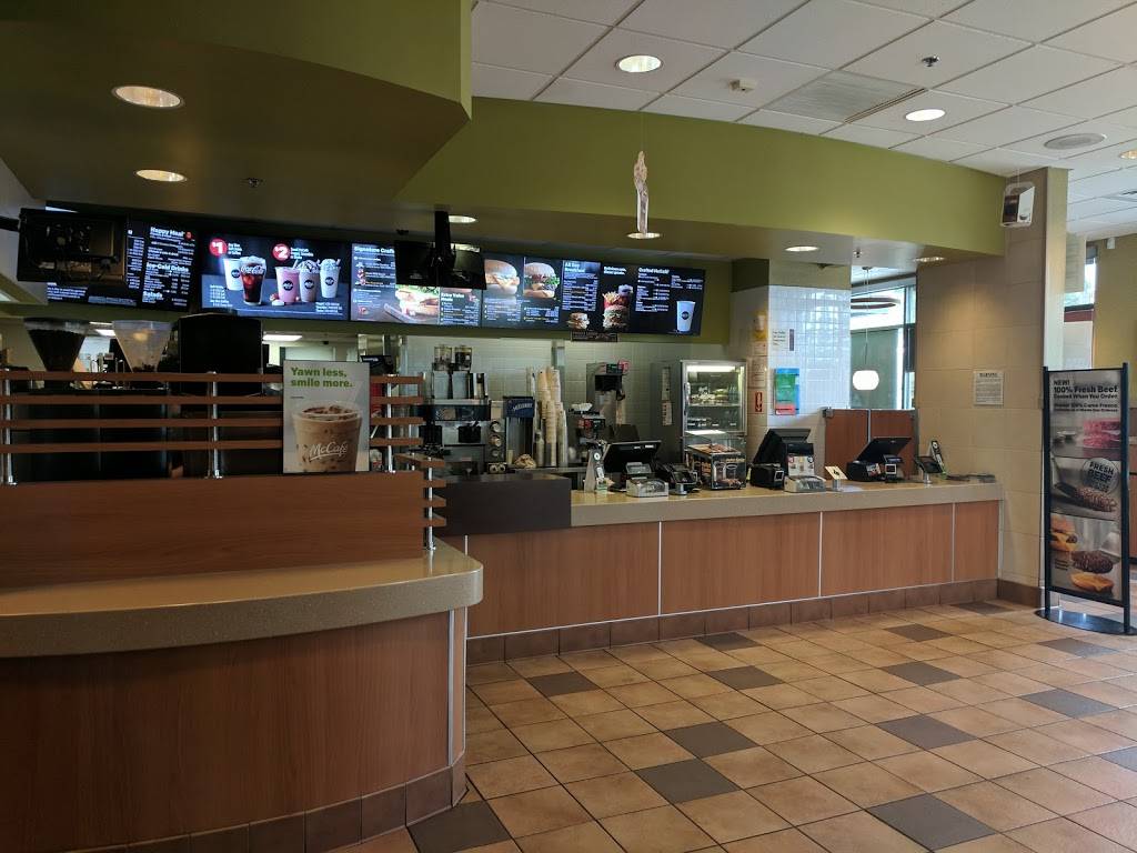 McDonalds | cafe | 2110 Columbus Pkwy, Benicia, CA 94510, USA | 7077466899 OR +1 707-746-6899