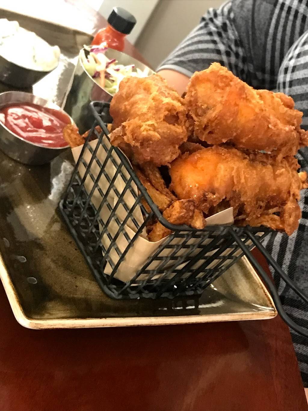 Tradewinds Restaurant | restaurant | 6677 Sea Harbor Dr, Orlando, FL 32821, USA | 4073515555 OR +1 407-351-5555