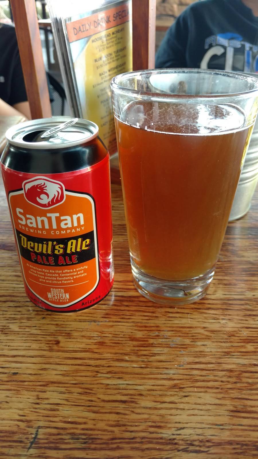 Teakwoods Tavern & Grill | restaurant | 151 E Williams Field Rd, Gilbert, AZ 85295, USA | 4808998325 OR +1 480-899-8325