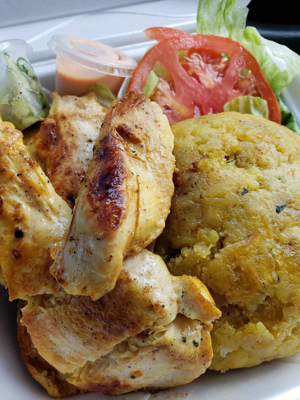 Mr. Mofongo | restaurant | 6203 Edgewater Dr, Orlando, FL 32810, USA | 4077154385 OR +1 407-715-4385