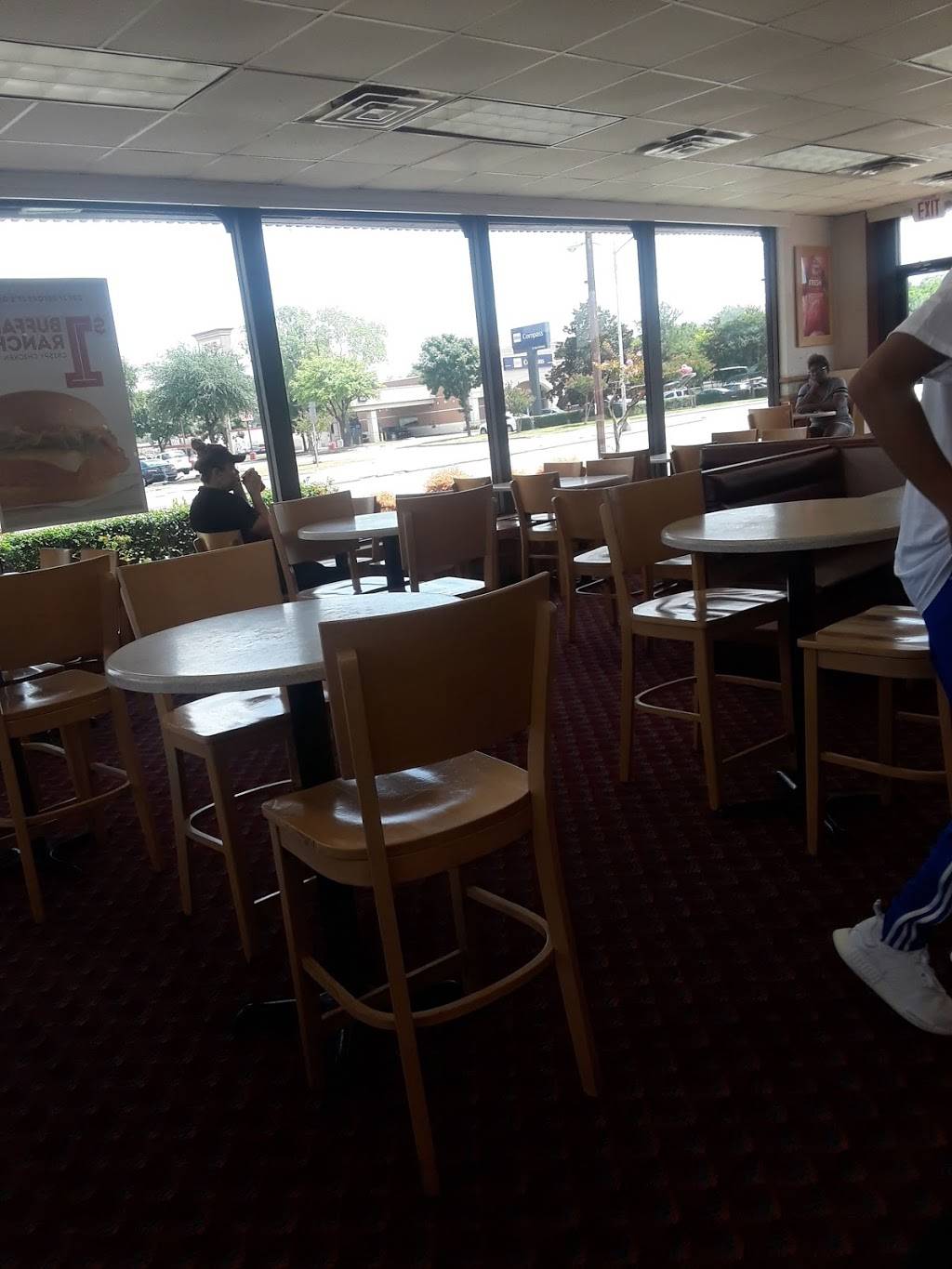 Wendys | restaurant | 2328 W Illinois Ave, Dallas, TX 75224, USA | 2143020771 OR +1 214-302-0771