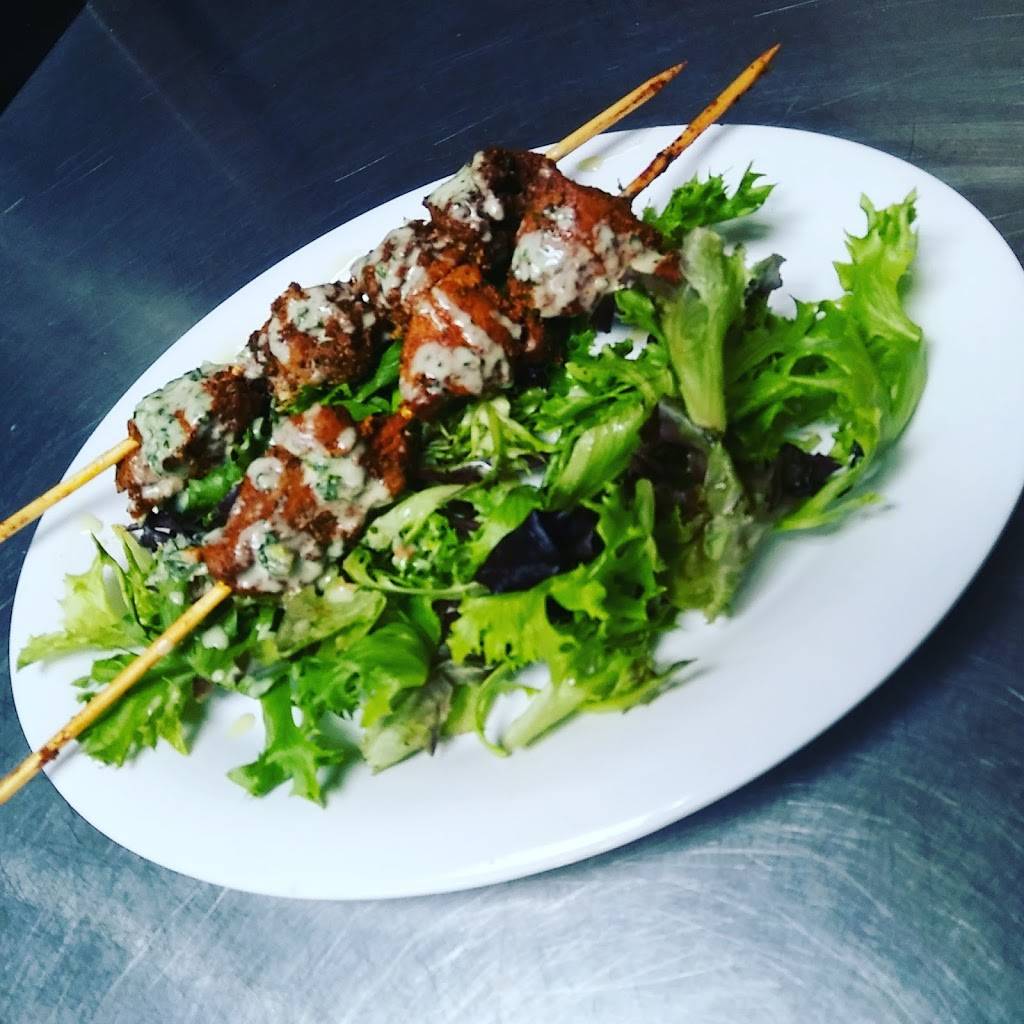 Bodega | meal takeaway | 11 W High St, Oxford, OH 45056, USA | 5135231338 OR +1 513-523-1338