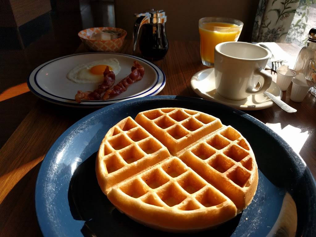 Tools | restaurant | 283 Delaware Ave, Delmar, NY 12054, USA | 5184399111 OR +1 518-439-9111