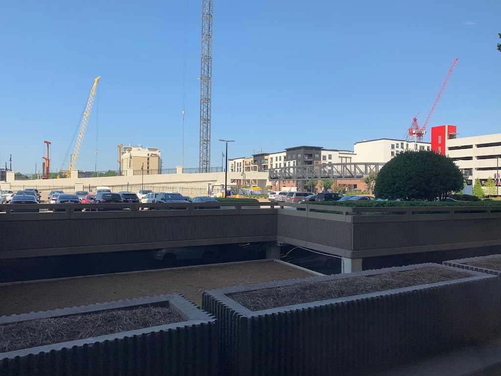 D&M Restaurant and Grill | restaurant | 900 Cir 75 Pkwy SE # 170, Atlanta, GA 30339, USA | 7709334141 OR +1 770-933-4141