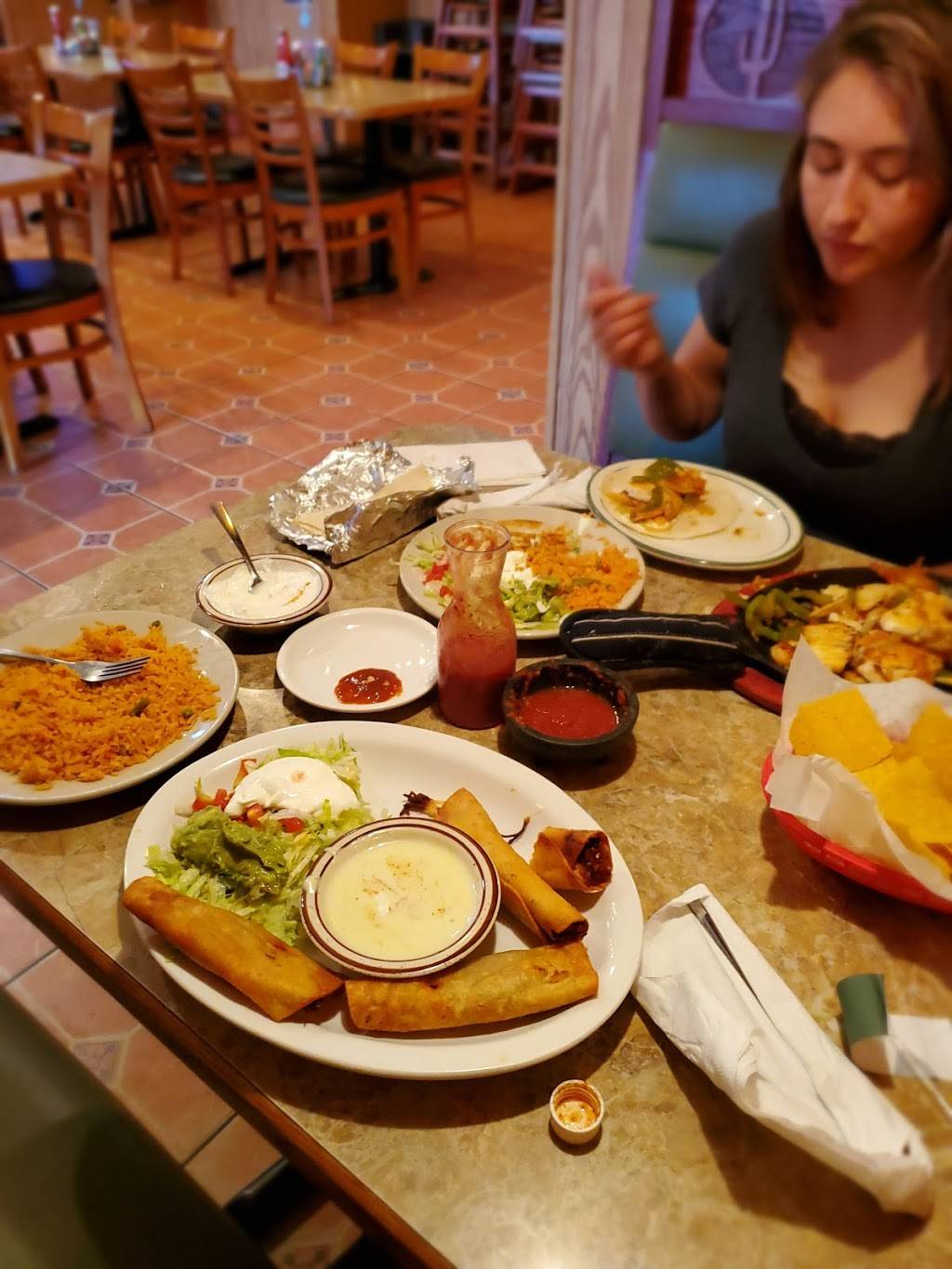 Authentic Mexican Restaurante | restaurant | North Branch, MN 55056, USA | 6516745990 OR +1 651-674-5990