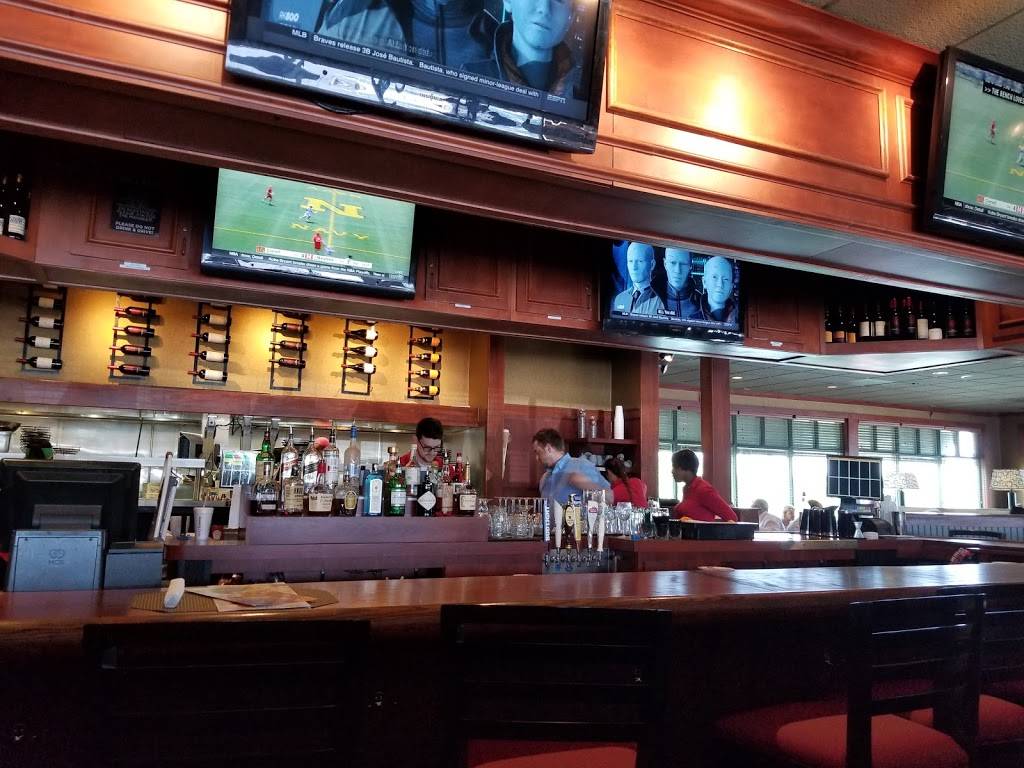 Ruby Tuesday | restaurant | 2235 E Sharon Rd, Sharonville, OH 45241, USA | 5137710533 OR +1 513-771-0533