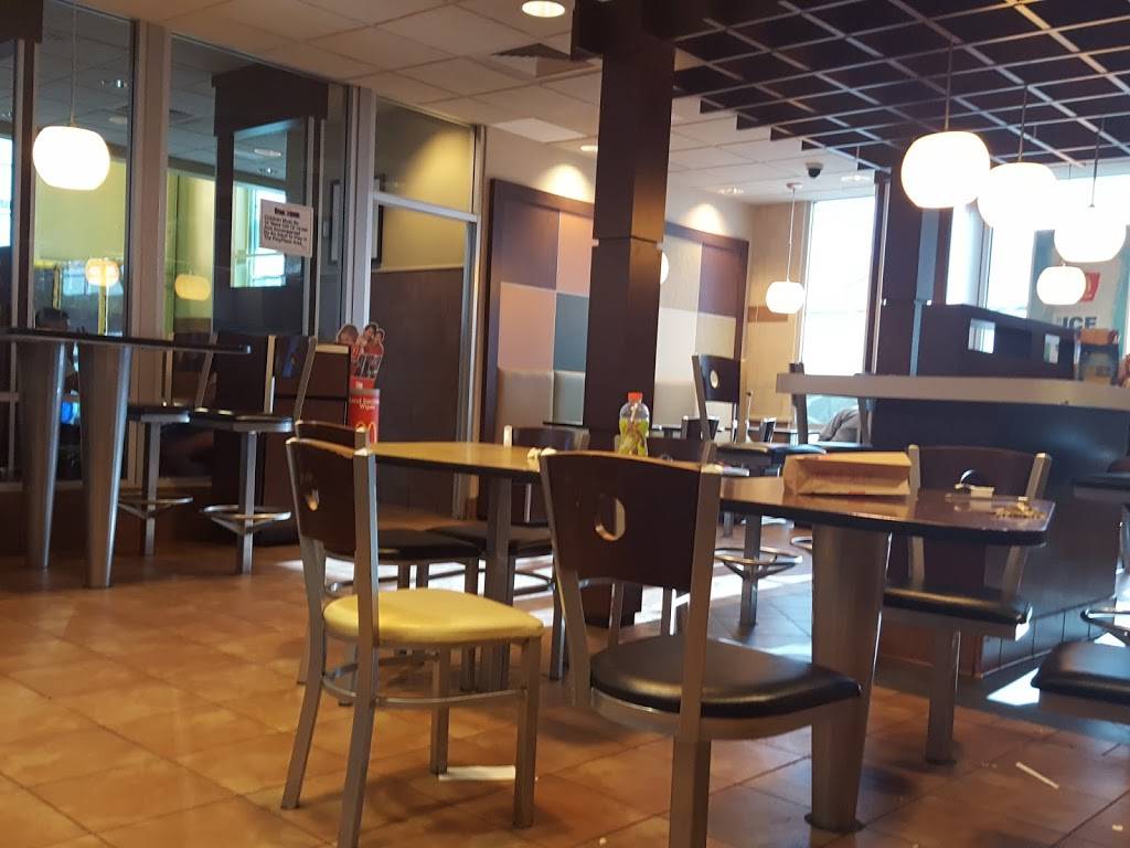 McDonalds | cafe | 6680 E Lake Mead Blvd, Las Vegas, NV 89156, USA | 7025319222 OR +1 702-531-9222