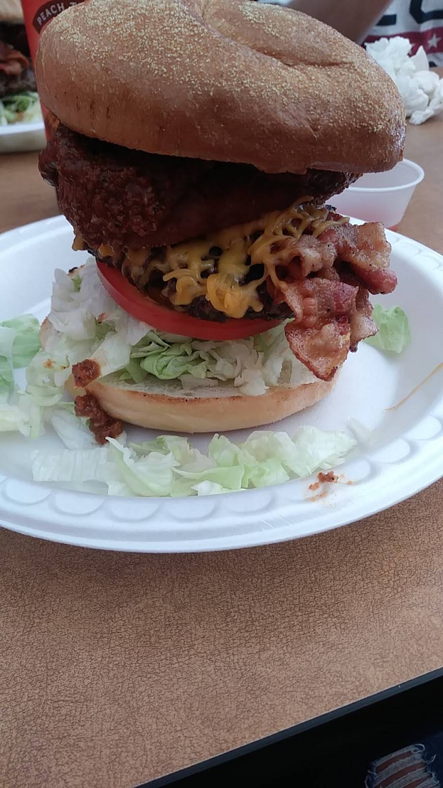 Chefs Dog House | restaurant | 337 Willard Ave, Newington, CT 06111, USA | 8606673700 OR +1 860-667-3700