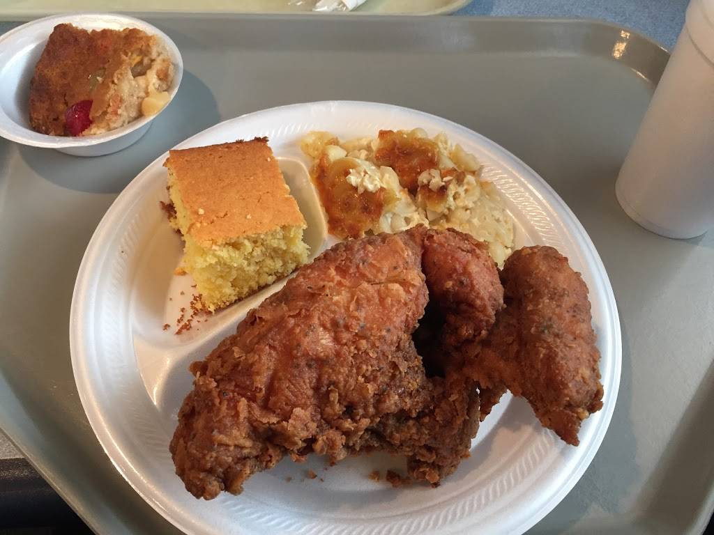 Berthas Kitchen | restaurant | 2332 Meeting Street Rd, Charleston, SC 29405, USA | 8435546519 OR +1 843-554-6519