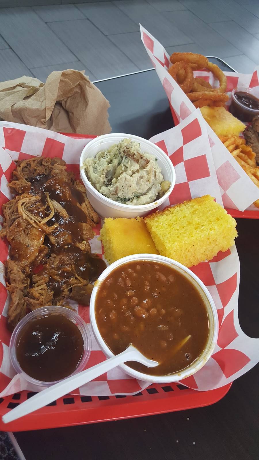 Uncle Ems Southern Smokehouse | restaurant | 23100 Alessandro Blvd Suite G, Moreno Valley, CA 92553, USA | 9518881370 OR +1 951-888-1370