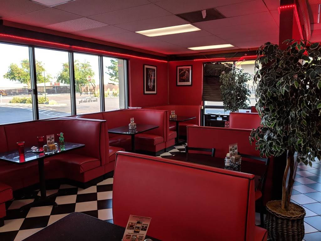 Jabos Bar-Be-Q | meal takeaway | 9682 E Arapahoe Rd, Greenwood Village, CO 80112, USA | 3037994432 OR +1 303-799-4432