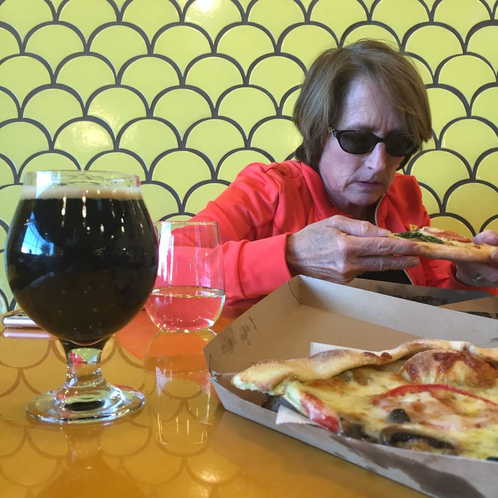 Mission Peak Tap Alley | restaurant | 3111 Mowry Ave, Fremont, CA 94538, USA | 5104015880 OR +1 510-401-5880