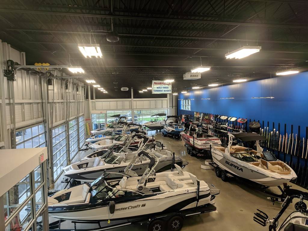 Ikes Minnetonka | restaurant | 17805 MN-7, Minnetonka, MN 55345, USA | 9526817099 OR +1 952-681-7099