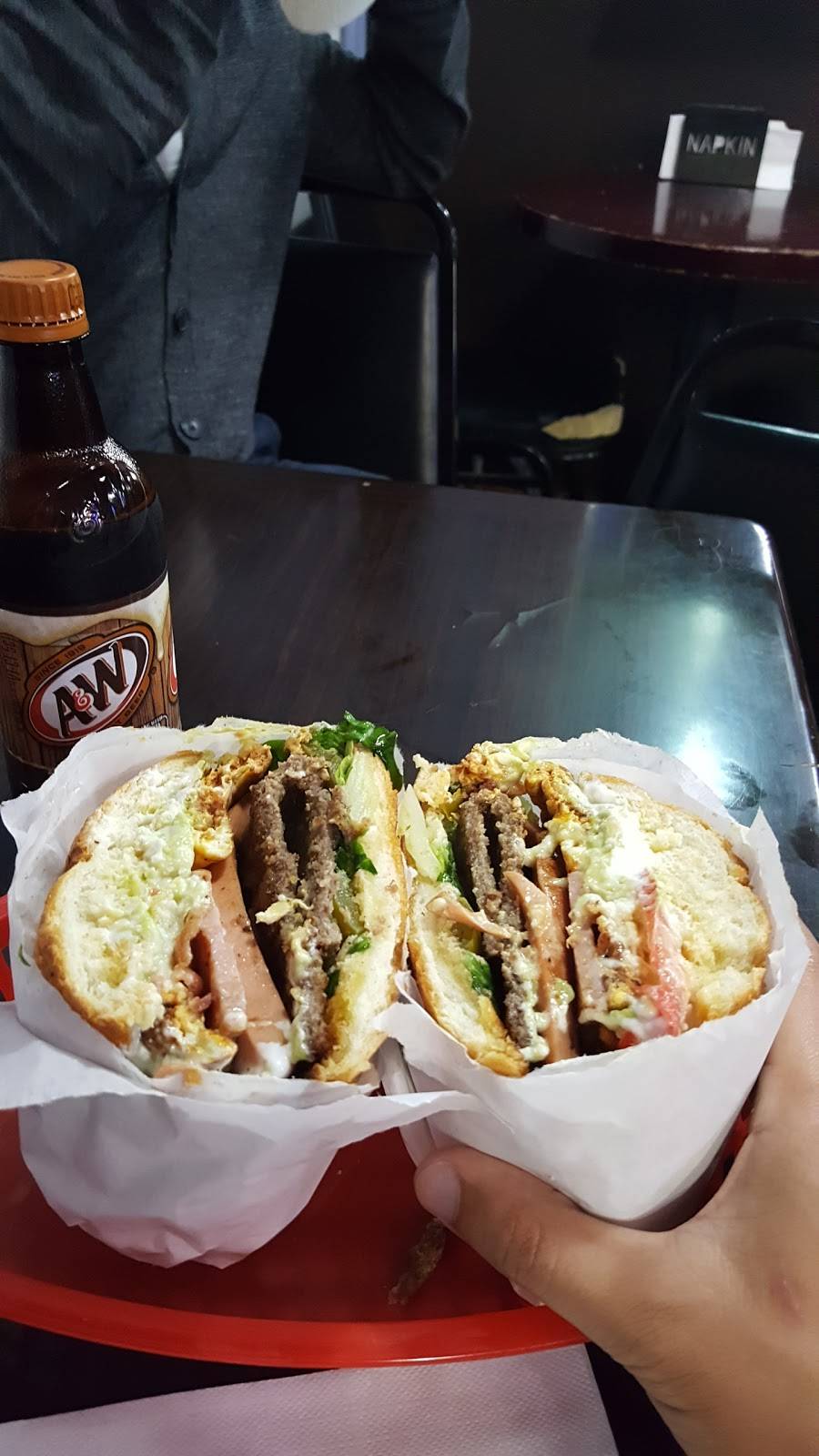 Thats It | restaurant | 2699 Mission St, San Francisco, CA 94110, USA | 4152859833 OR +1 415-285-9833