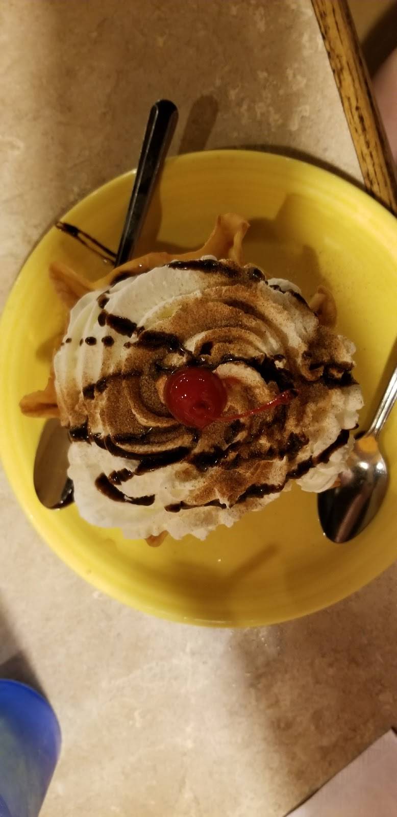 Carisilos | restaurant | 1978 Vandalia St, Collinsville, IL 62234, USA | 6183448495 OR +1 618-344-8495