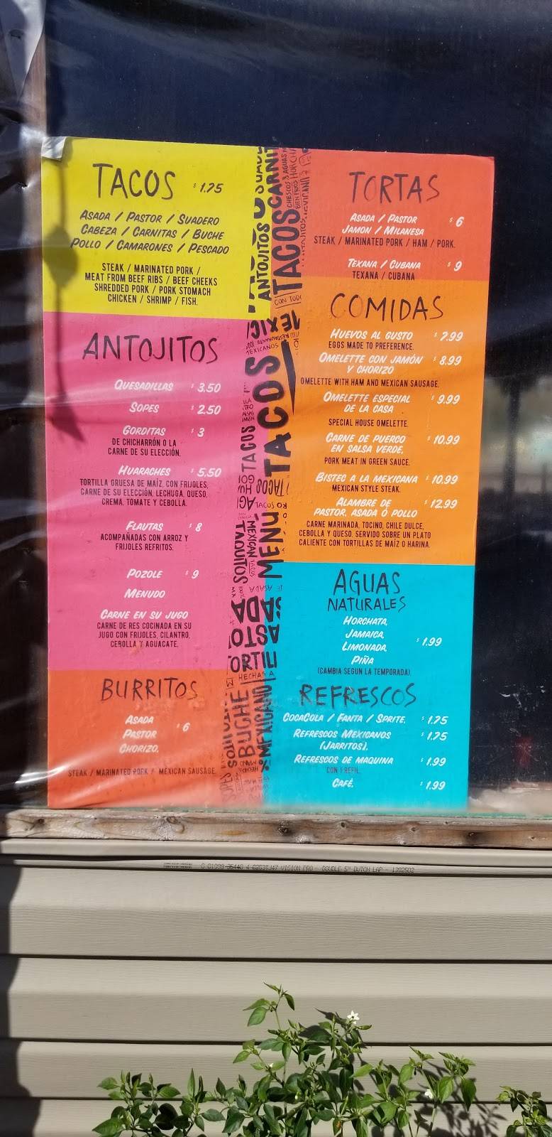 El Charro Tapatio | restaurant | 3264 Sydney Dover Rd, Dover, FL 33527, USA | 8134414130 OR +1 813-441-4130