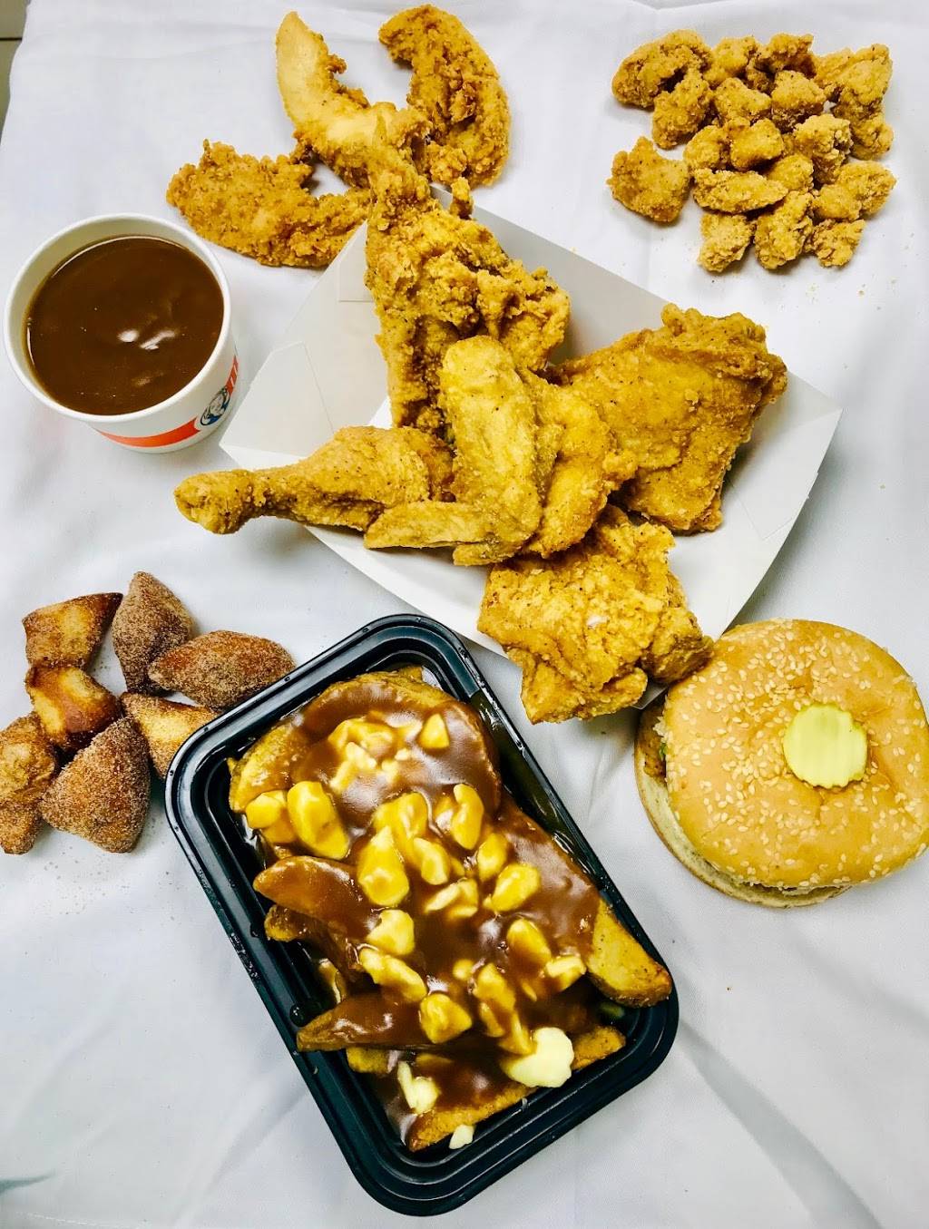 Famous Fried Chicken & Pizza Restaurant | meal delivery | 755 Main St, Haverhill, MA 01830, USA | 9783729600 OR +1 978-372-9600