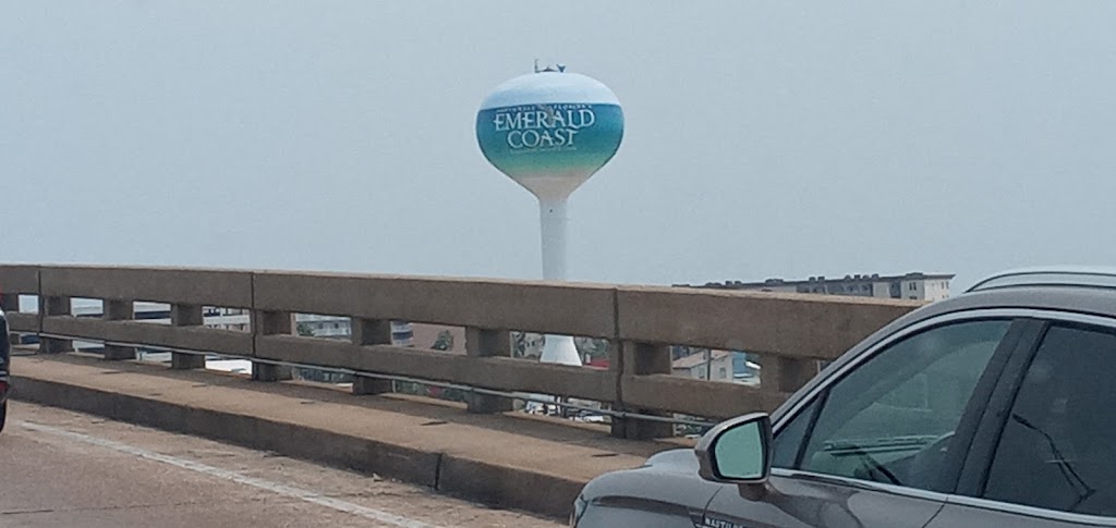 Shark Bite Navarre | restaurant | 8671 Navarre Pkwy, Navarre, FL 32566, USA | 3102427676 OR +1 310-242-7676