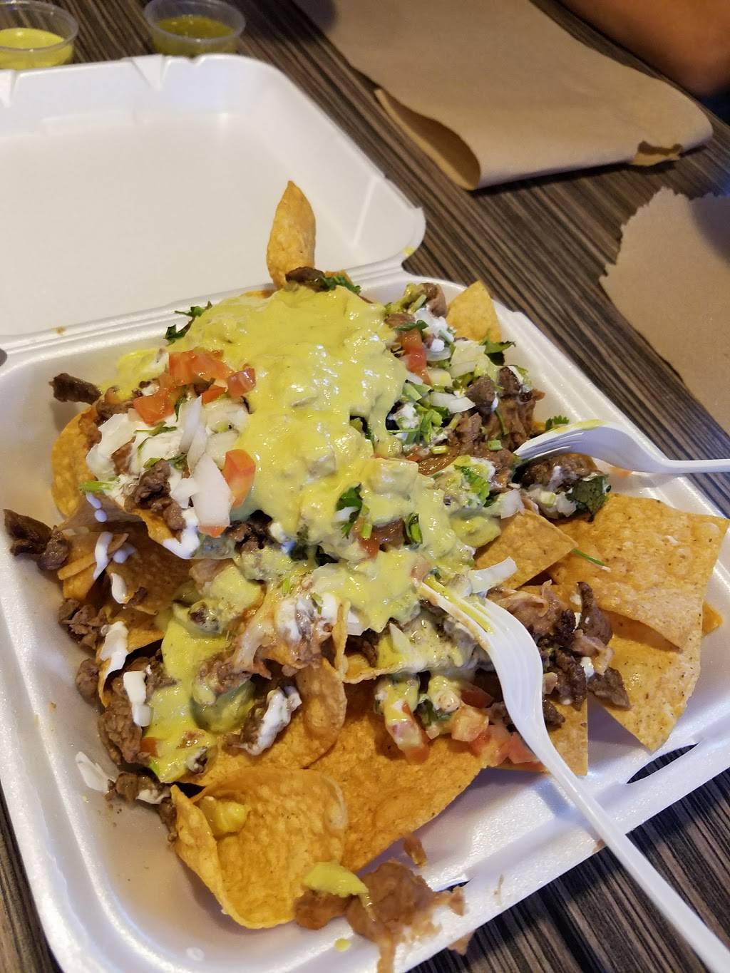 Gordillas | restaurant | 3759 W 26th St, Chicago, IL 60623, USA | 7738231499 OR +1 773-823-1499