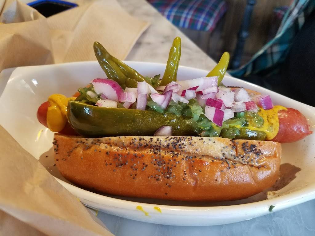 Ruffhaus Hot Dog Co. | restaurant | 4355 Town Center Blvd #114, El Dorado Hills, CA 95762, USA | 9169413647 OR +1 916-941-3647