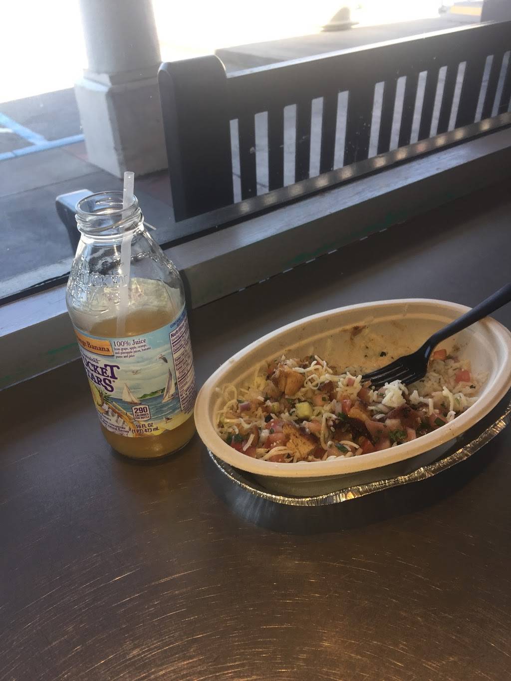 Chipotle Mexican Grill | restaurant | 1523 Sloat Blvd, San Francisco, CA 94132, USA | 4155922187 OR +1 415-592-2187