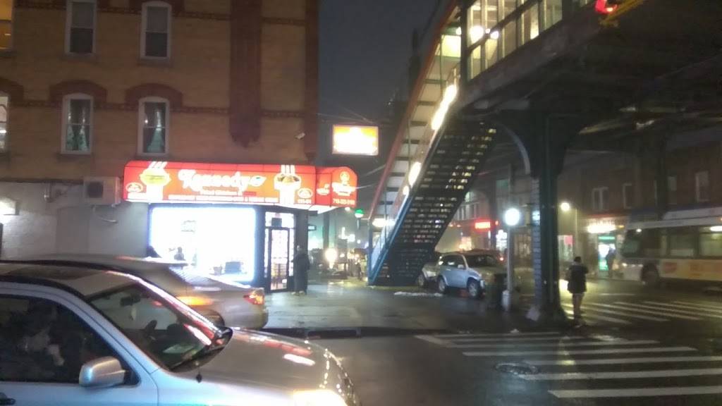 Liberty Kennedy Fried Chicken | restaurant | 111-01 Liberty Ave, Jamaica, NY 11419, USA | 7183223100 OR +1 718-322-3100