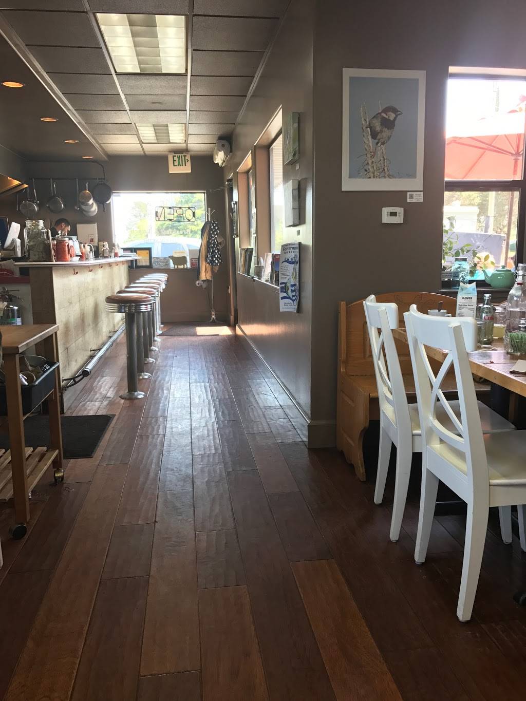 Estero Cafe | restaurant | 14450 CA-1, Valley Ford, CA 94972, USA | 7078763333 OR +1 707-876-3333