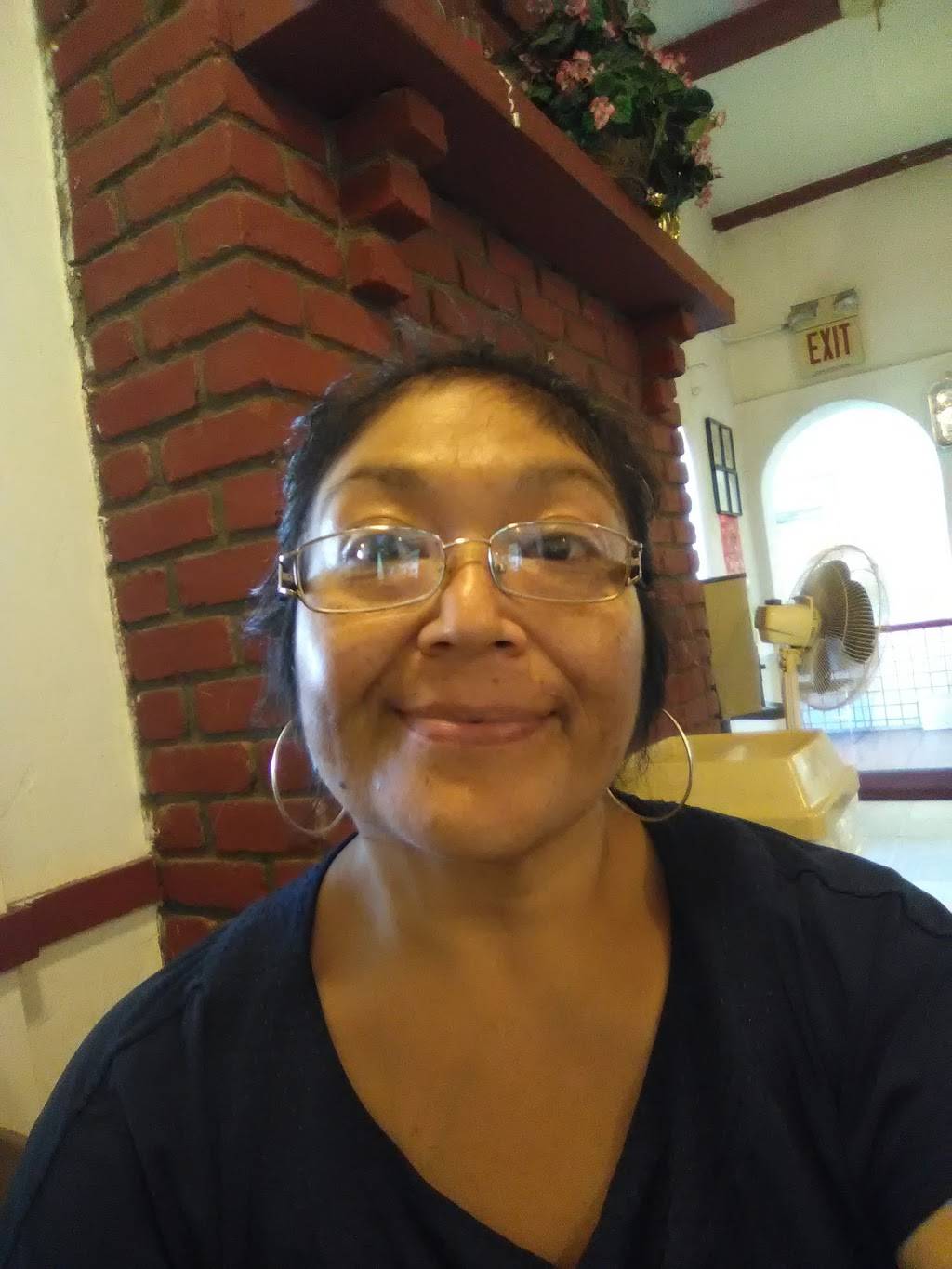 Canton Wong | restaurant | 7050 S Central Ave, Phoenix, AZ 85042, USA | 6022765486 OR +1 602-276-5486