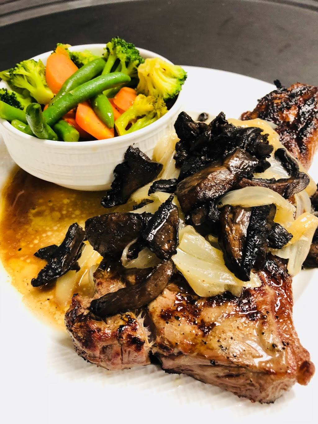 BoneShakers | restaurant | 546 E Pershing St, Salem, OH 44460, USA | 2345674671 OR +1 234-567-4671